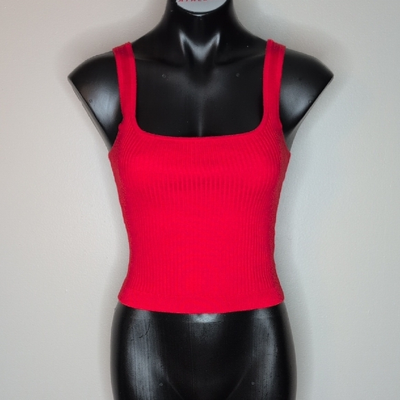 Active USA Tops - Active USA Red Ribbed Knit Fitted Crop Tank – Size M
